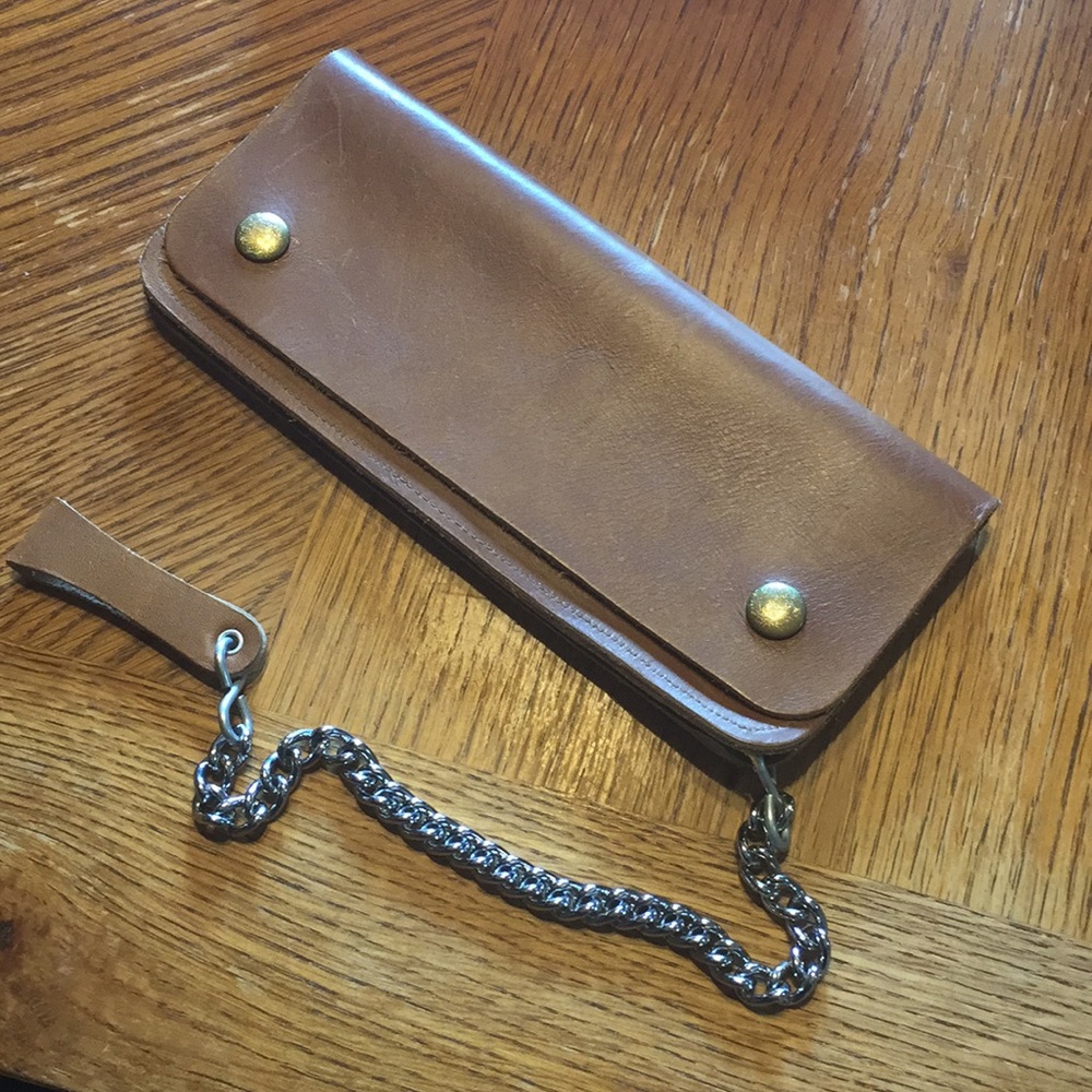 Man’s Leather Chain Wallet